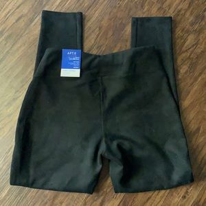 NWT APT 9 Ponte Legging